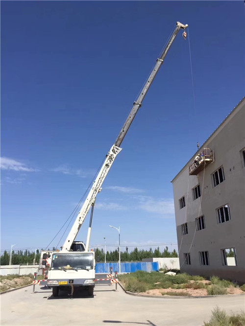市中区“轻装强干”—— 吊车的 “轻量化臂架” 技术